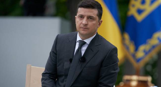 Журналист: Зеленский из кожи вон лезет, лишь бы не обидеть Россию