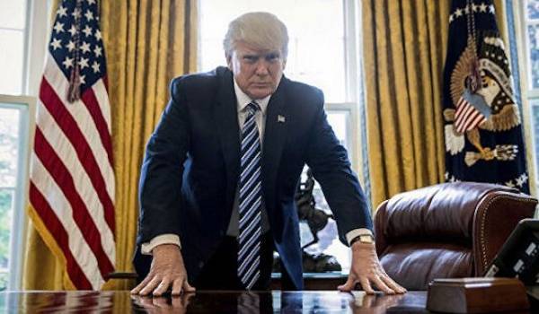 Трамп надумал проводить телеконференции с  избирателями из-за коронавируса