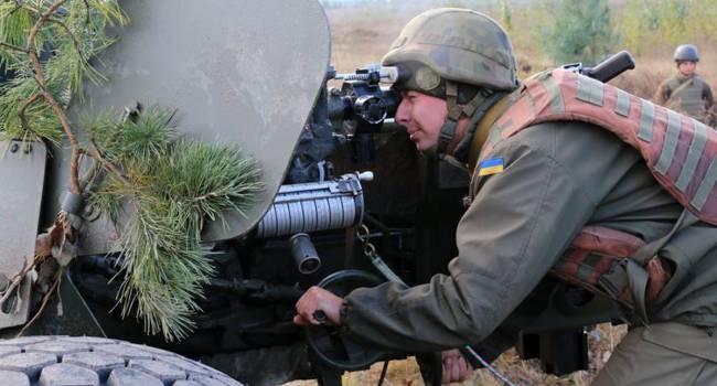 Украинским военным запретили использовать военную разведку на Донбассе, – политолог