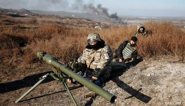 «Ничего страшного»: У Зеленского прокомментировали обстрелы на Донбассе после наступления перемирия
