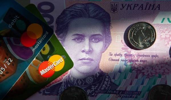 Кабмин предложил альтернативу «пакету малыша»: озвучена сумма выплат Кабмин предложил альтернативу «пакету малыша»: озвучена сумма выплат
