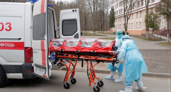 «Нам обошлось это очень дорого»: политолог объяснил, как Беларусь справилась с пандемией коронавируса 