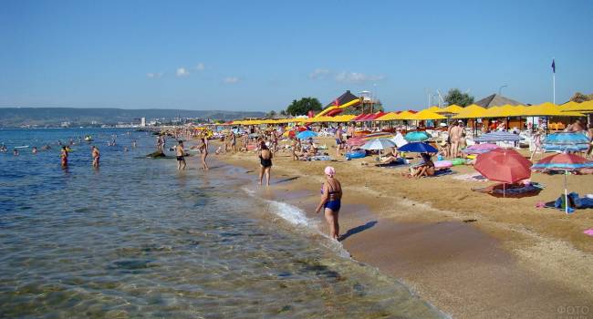 «Даже негде помыться после грязного моря»: блогер сравнил цены на отдых в Турции и Крыму