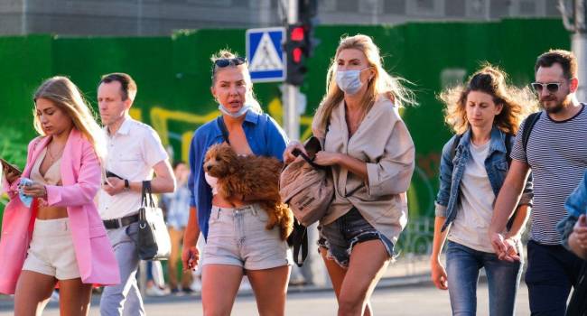 Украинцы больше не боятся коронавируса: COVID-19 лишь на 7-м месте среди проблем, которые беспокоят людей