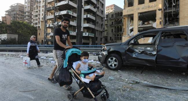 Ущерб от мощного взрыва в Бейруте может исчисляться десятками миллиардов долларов 