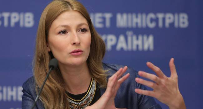 Джапарова: Путин не собирается возвращать Крым Украине, поскольку полуостров важен для РФ в качестве военной базы