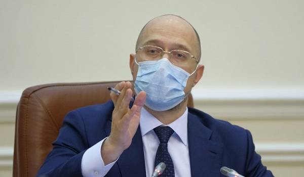 Премьер Шмыгаль прокомментировал резкий рост заражений коронавирусом в Украине 