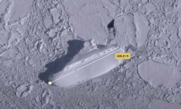 В Антарктиде найден ледяной корабль 