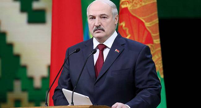 Журналист: как только зашевелился белорусский рабочий класс – Лукашенко тут же сделал шаг назад Журналист: как только зашевелился белорусский рабочий класс – Лукашенко тут же сделал шаг назад