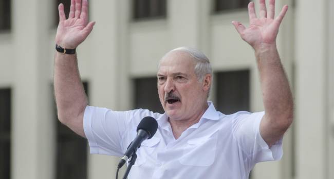Рабочий гродненского предприятия Гродножилстрой, выступая на митинге, назвал Лукашенко «бывшим президентом», и призвал его уйти в отставку