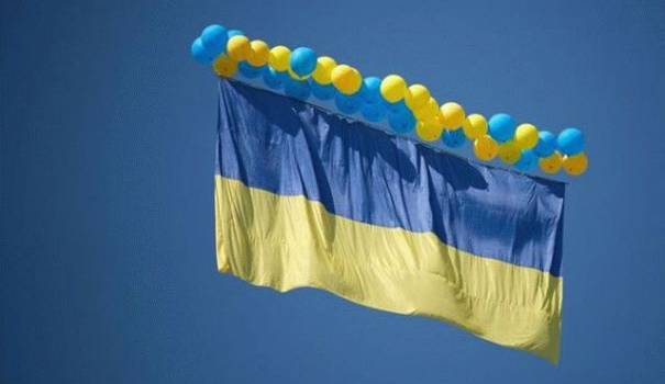 «Слава Украине! Молодцы, наши герои!»: Боевики «ДНР» параноидально отреагировали на флаг Украины над псевдореспубликой