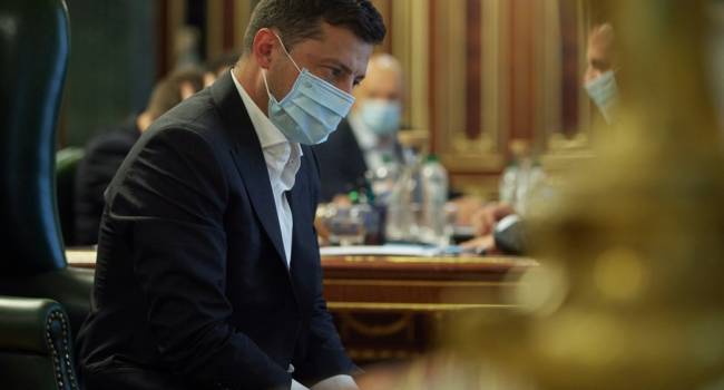 У Зеленского уверены в том, что президент объединяет страну У Зеленского уверены в том, что президент объединяет страну