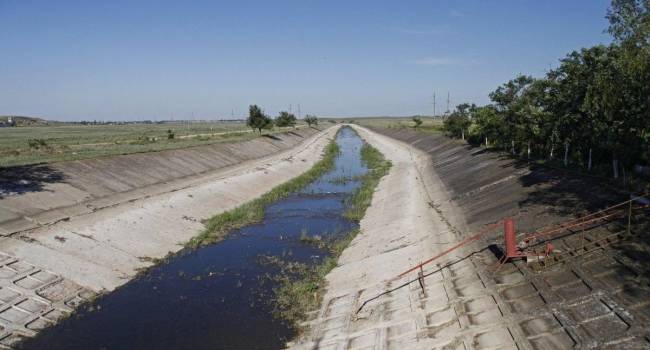 У Зеленского заявили, что Украина подаст воду в Крым, но … 