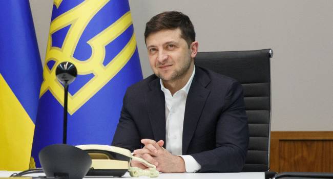 Давыдюк: Зеленский, заняв кресло президента Украины, стал «главным кумом страны»