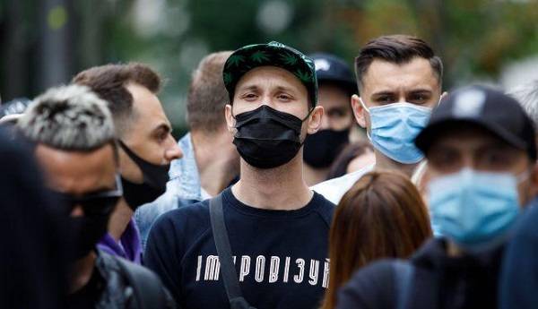 Побиты все антирекорды: в Украине за сутки более 5000 случаев коронавируса