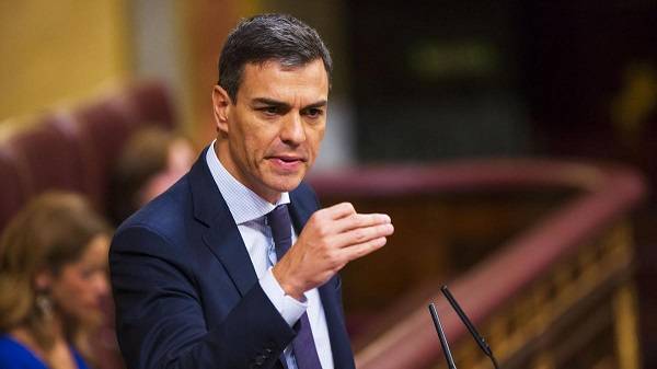Локдаун или режим ЧП: испанский премьер поставил Мадриду жесткий ультиматум 