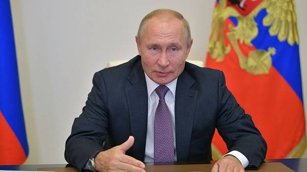 Разумков: сейчас нет оснований утверждать, что Путин не сможет досидеть до конца срока 