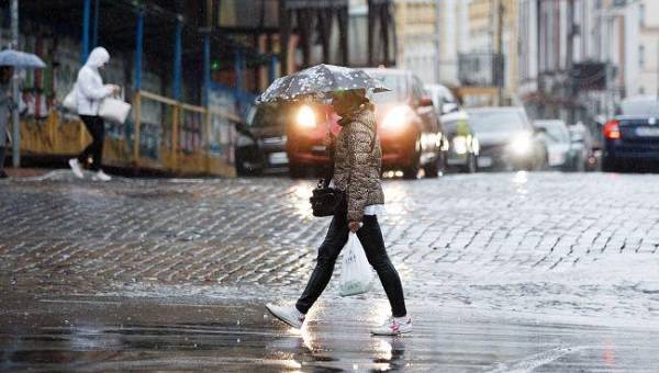 Погода в Украине: сегодня большая часть территории страны окажется во власти дождей
