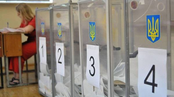 Политолог: на местных выборах в некоторых регионах Украины явка избирателей составит меньше 30%