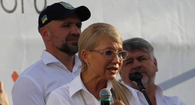 От Тимошенко требуют дать оценку действиям своих людей на местах