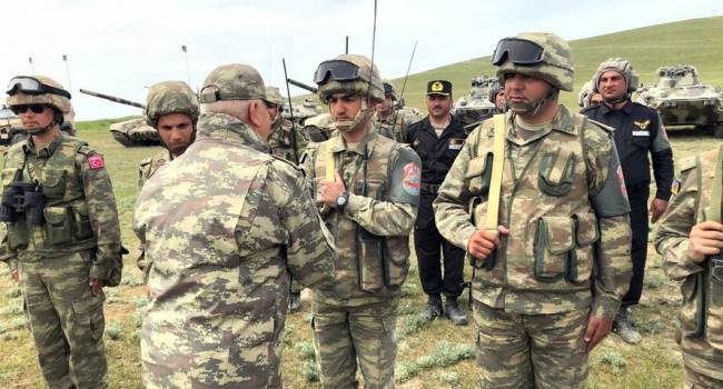 «Начался настоящий ад!»: Азербайджан пошел в наступление на войска Армении в Нагорном Карабахе