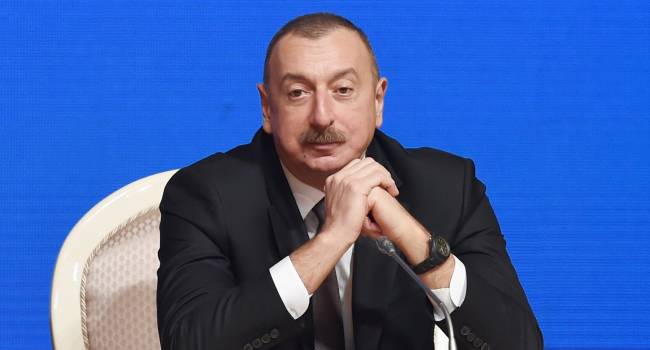 «Мы выгоняем их!»: Азербайджан выставил условие Армении для прекращения войны в Нагорном Карабахе 