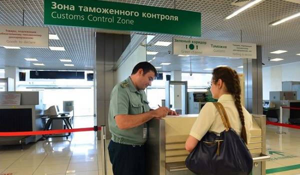 В России могут закрыть границы из-за роста случаев коронавируса