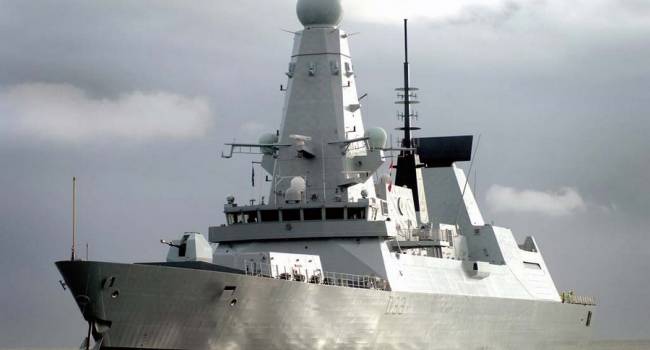 «Поддержка НАТО Украины - кошмар для РФ»: В Черное море вошел миноносец HMS Dragon