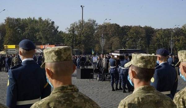 Сегодня в Харькове прощаются с курсантами, погибшими в катастрофе Ан-26