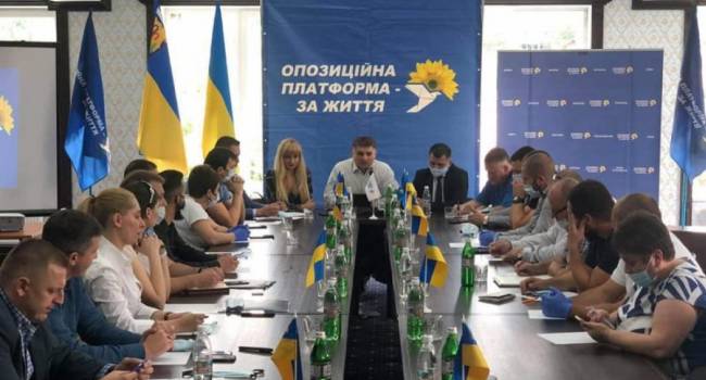 «Помни, украинец, ты голосуешь за тех, кто грабит тебя 30 лет»: политик раскрыл подноготную ОПЗЖ