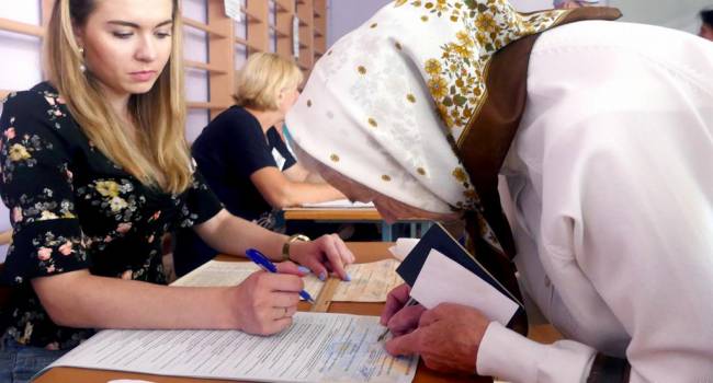 Нусс: «слуги народа» объявили о подготовке соглашения антиукраинской коалиции с «ОПЗЖ» Медведчука