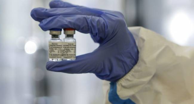 «Не прошла клинические испытания»: глава Минздрава заявил, что Украина откажется от российской вакцины от коронавируса
