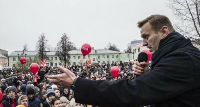 «Он терпеть не может воду, чушь собачья»: разработчик «Новичка» посмеялся над новой версией отравления Навального