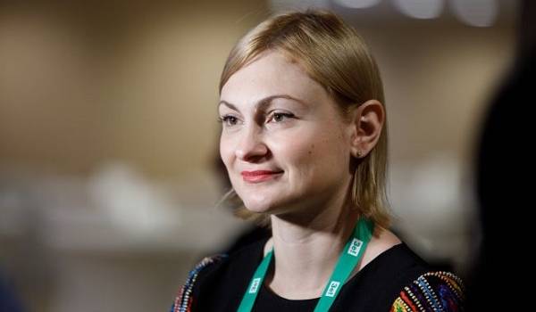 У Зеленского назвали основного спонсора всеукраинского опроса гаранта 
