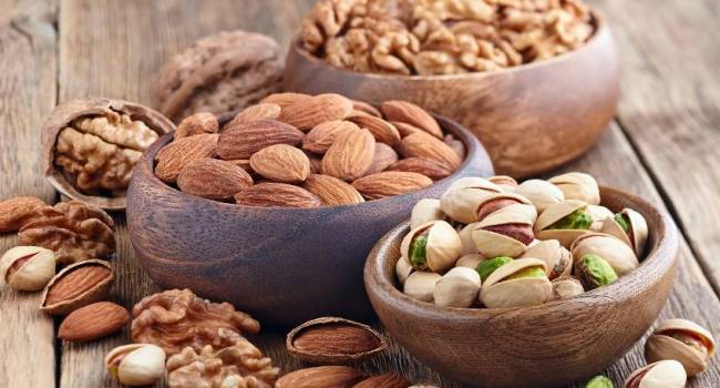 «Не только источник витаминов»: медики назвали продукт для снижения уровня плохого холестерина
