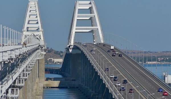  Власти Швейцарии ввели санкции против России за Керченский мост 