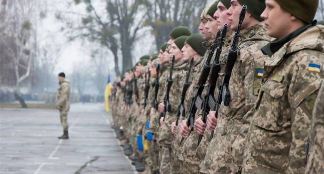Белесков: Пока никакой «зрады» в идее сократить украинскую армию я не вижу