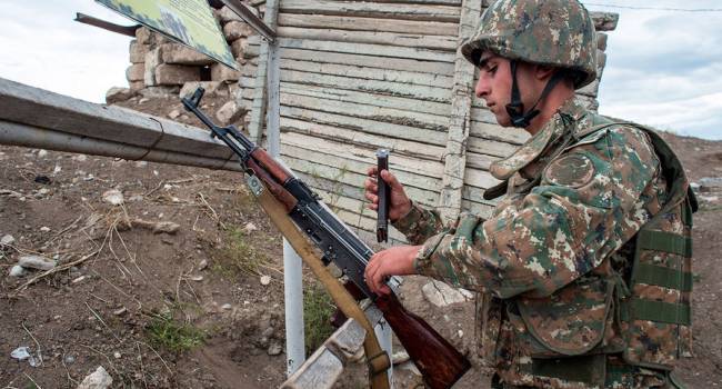Обозреватель: Госдеп США встал на сторону Армении в Карабахском конфликте