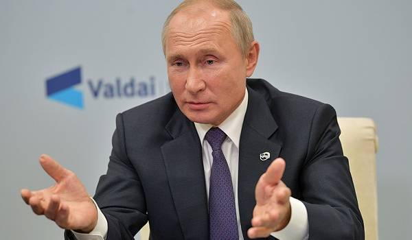 Путин: украинская экономика в таком состоянии, словно там прошла не одна пандемия 