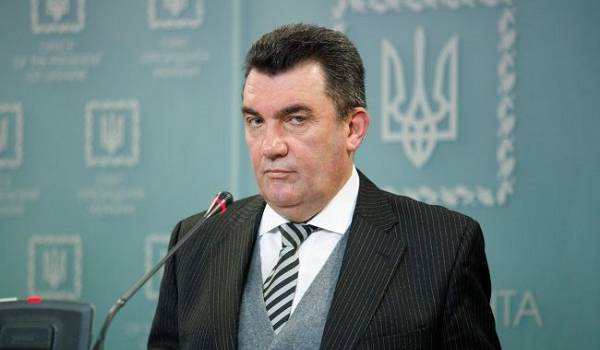 Данилов: после 1 ноября Россия может ввести в Беларусь свои войска 