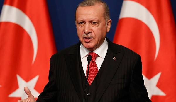 «Этому человеку требуется лечение психических расстройств»: Эрдоган жестко высказался в адрес Макрона 