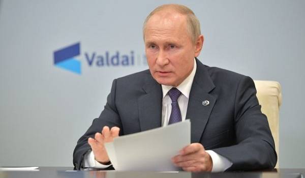  Путин отказался от ответа на вопрос касаемо выплат Байдену