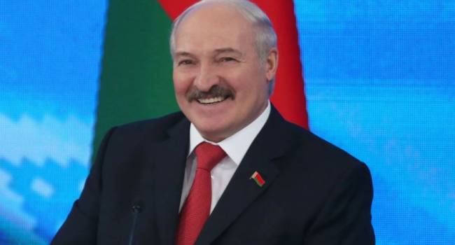 «У протестов другая цель»: Эксперт прокомментировал возможную отставку Лукашенко 