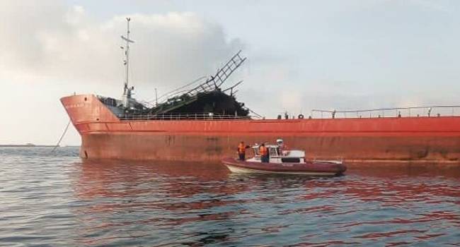«От взрыва людей разорвало на части. Найдены останки»: Следком РФ прокомментировал инцидент с российским танкером в Азовском море
