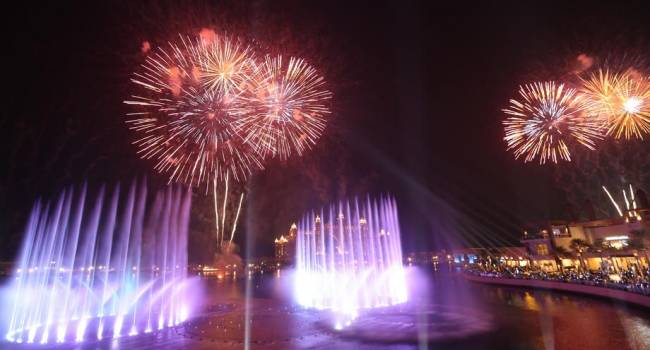 В Дубае торжественно открыли самый большой фонтан в мире