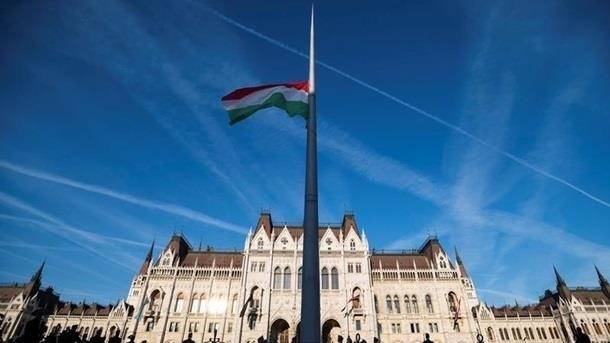 «Это стало громом среди ясного неба»: Венгрия вызвала украинского посла в связи с запретом чиновнику 