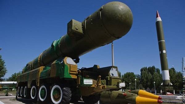 Военный эксперт заявил о неизбежности размещения в Крыму ядерного оружия 