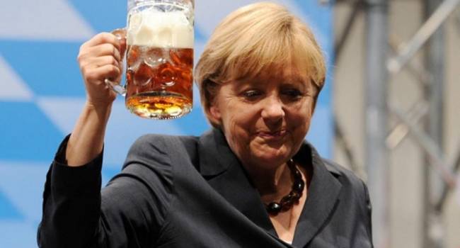 Берлинская пивная внесла в чёрный список Ангелу Меркель: что известно 
