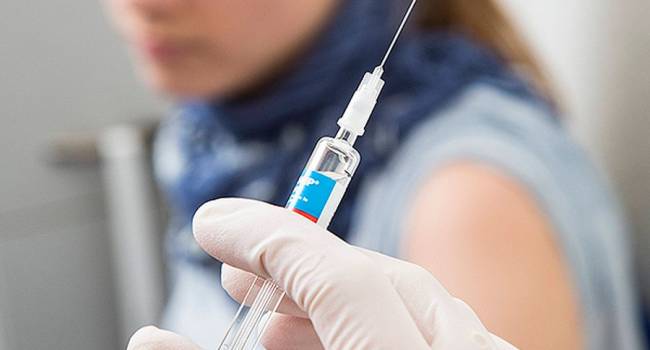 «1% населения невосприимчив»: специалист объяснил, кому не поможет вакцинация от коронавируса 