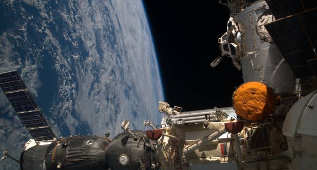 Ученый рассказал, какой праздничный стол ждёт космонавтов МКС на Новый год